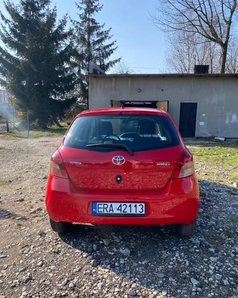 Toyota Yaris cena 11700 przebieg: 170000, rok produkcji 2007 z Radomsko małe 154